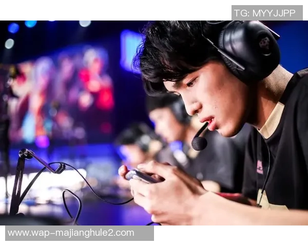 S15LOL比赛中RNG心理素质的显著提升与王者荣耀的影响分析